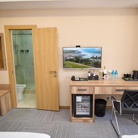 Crown Hotel Bishkek Luaran gambar