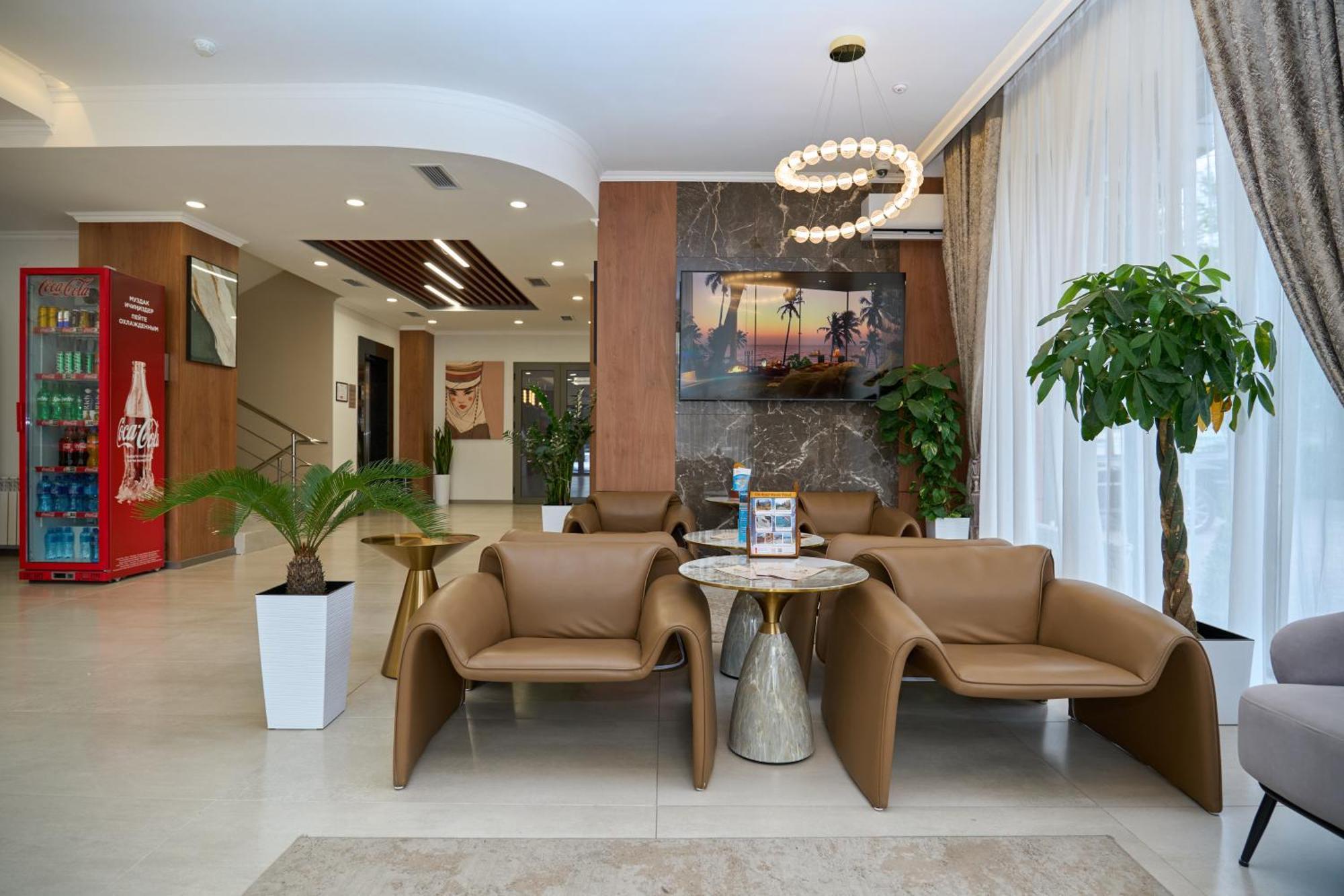 Crown Hotel Bishkek Luaran gambar